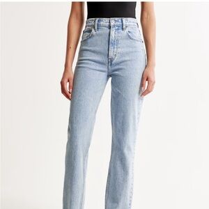 Abercrombie 90’s Straight Ultra Hi Rise Jeans - 25L
